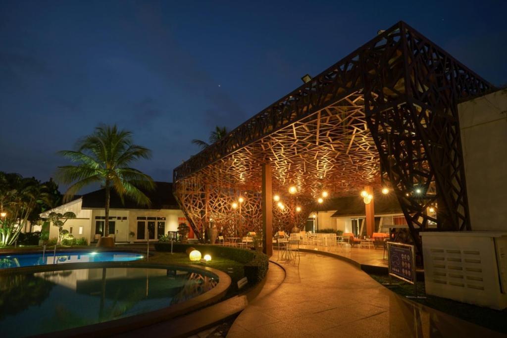 Java Heritage Hotel Пурвокерто Экстерьер фото