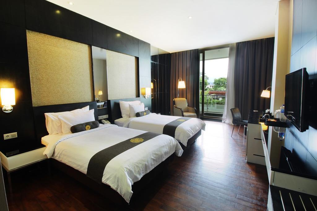 Java Heritage Hotel Пурвокерто Экстерьер фото