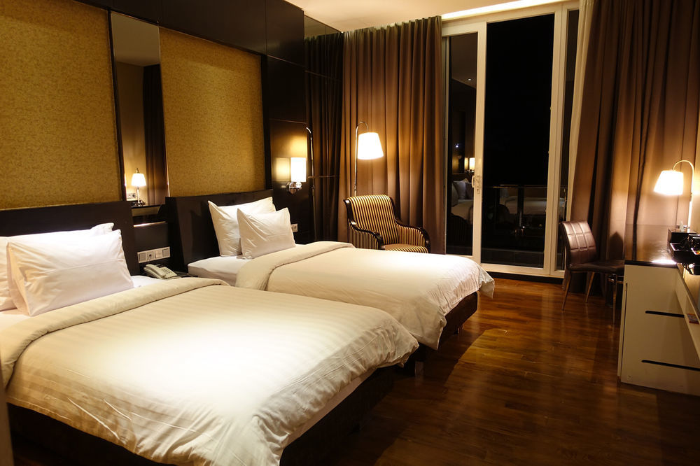 Java Heritage Hotel Пурвокерто Экстерьер фото